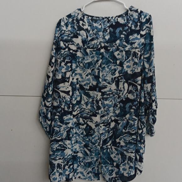 EUC Pure Energy 2x Blue White Roll Tab Sleeves Slit Back Top - Picture 7 of 7